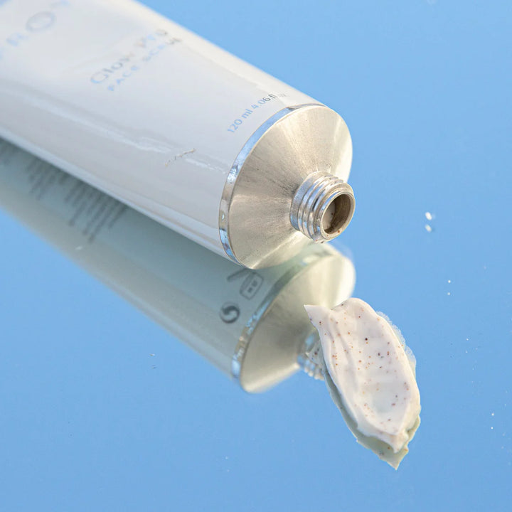 Frøya Glow Pro Face Scrub – skånsom eksfoliering for myk og glødende hud