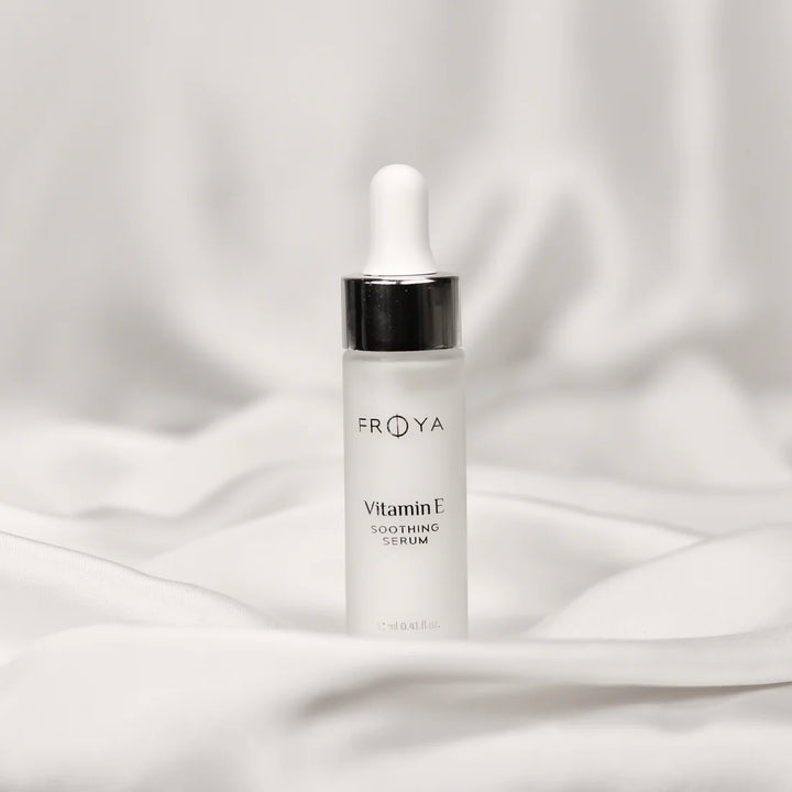 Frøya Vitamin E Soothing Serum – Fukt, balanse og glød for sensitiv og stresset hud